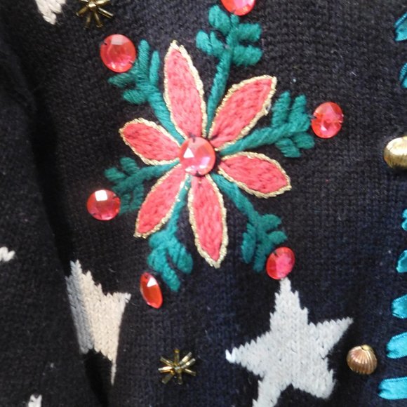 Marie Y Christmas Sweater, Women's Small - Picture 4 of 10